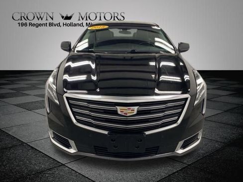 Used 2018 Cadillac XTS Luxury image 2