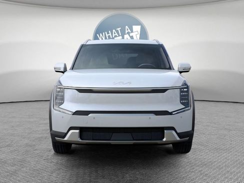 New 2026 Kia EV9 Wind image 2