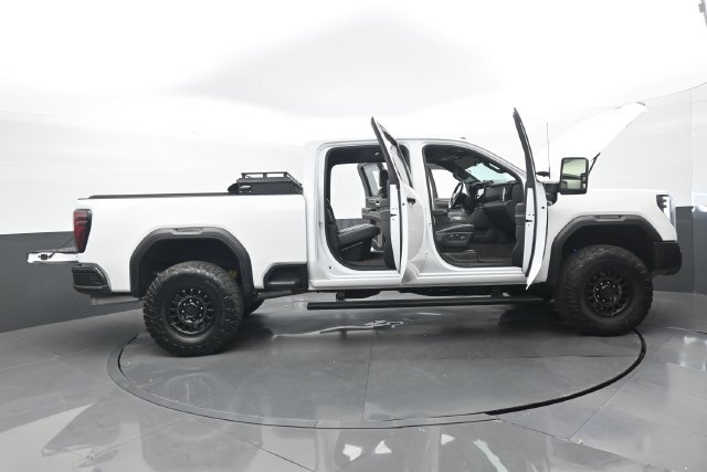 Used 2025 GMC Sierra 2500 AT4X w/ AT4X AEV Edition AWD/4WD image 17
