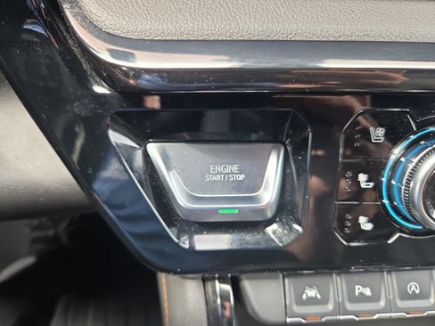 Used 2024 GMC Sierra 1500 AT4 w/ AT4 Carbonpro Edition AWD/4WD image 24