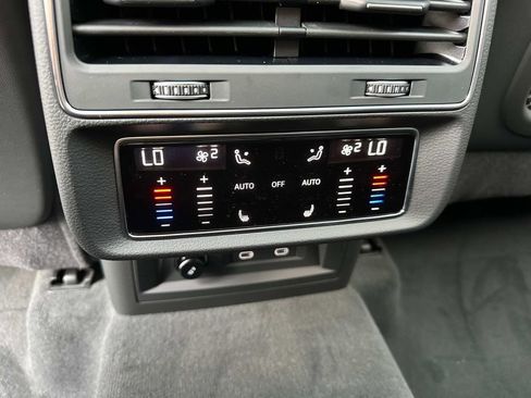 New 2025 Audi Q7 3.0T Premium Plus image 33