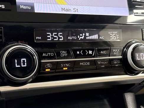 Used 2019 Subaru Outback 3.6R Limited image 21