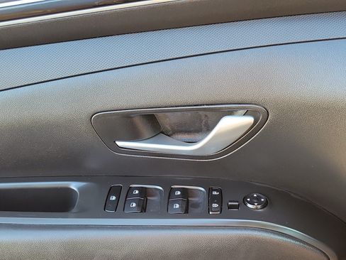 Certified 2024 Hyundai Tucson SEL FWD image 13