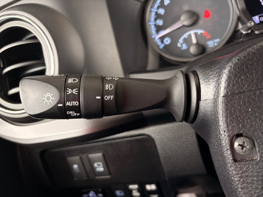 Used 2020 Toyota Tacoma TRD Pro AWD/4WD image 16
