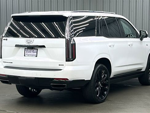 Used 2025 Cadillac Escalade Sport Platinum image 5