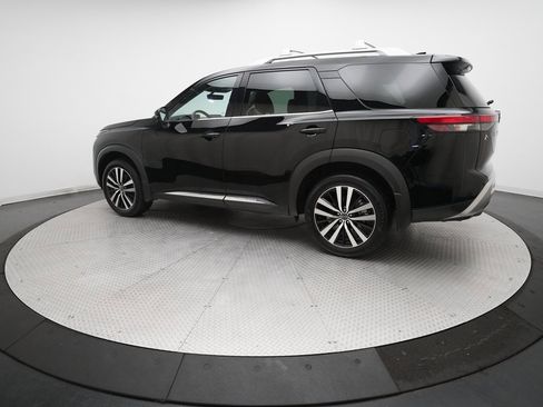 Certified 2024 Nissan Pathfinder Platinum w/ Cargo Package image 12