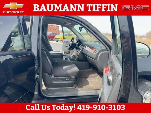 Used 2011 Chevrolet Tahoe LS image 12