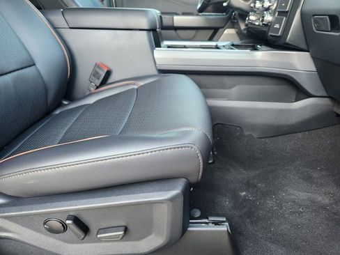 New 2025 Ford F250 Lariat w/ Lariat Ultimate Package image 10