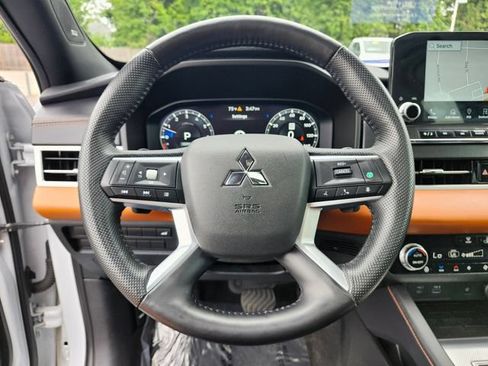 Used 2022 Mitsubishi Outlander SEL AWD/4WD image 28