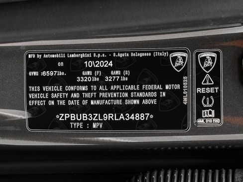 Used 2024 Lamborghini Urus S AWD/4WD image 67