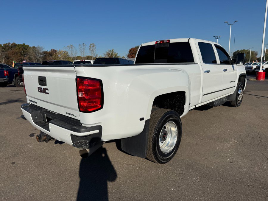 Used 2019 GMC Sierra 3500 Denali AWD/4WD image 5