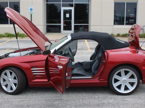 Used 2005 Chrysler Crossfire Limited RWD image 7