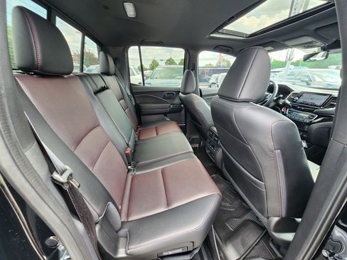 Certified 2025 Honda Ridgeline Black Edition image 15