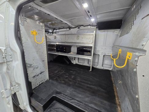 Used 2018 Ford Transit 150 130 Low Roof RWD image 15
