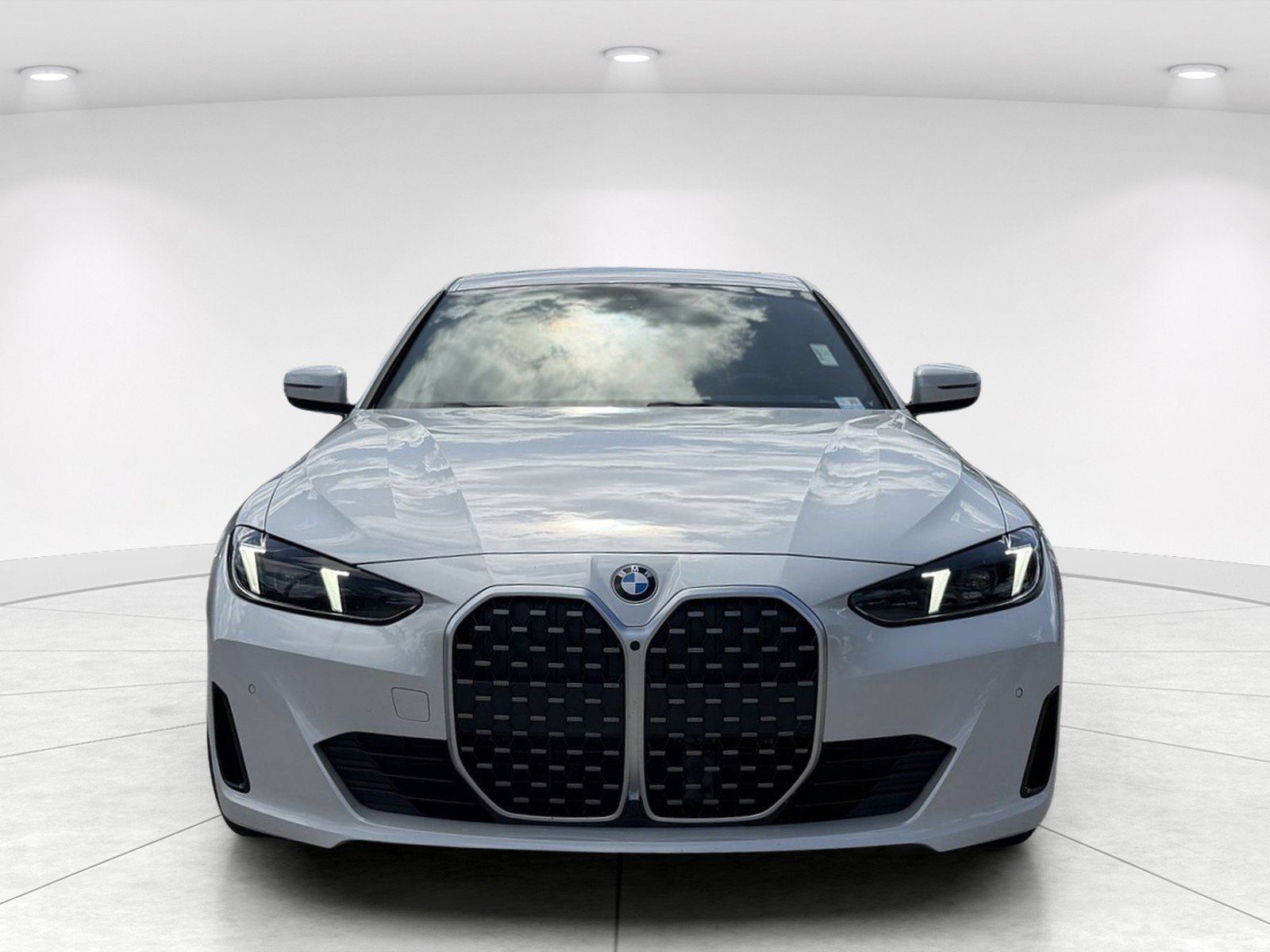 New 2026 BMW 430i w/ Premium Package RWD image 8