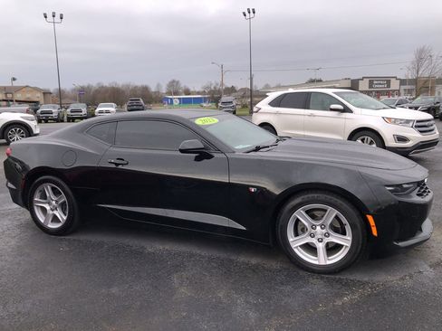 Used 2023 Chevrolet Camaro LT image 6