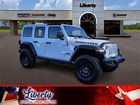 Used 2023 Jeep Wrangler Unlimited Sport image 1