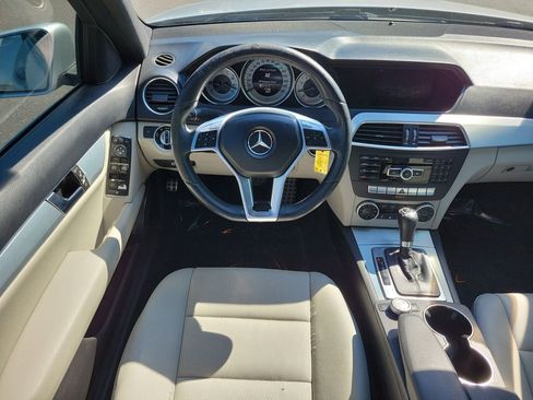 Used 2014 Mercedes-Benz C 250 Sedan image 13