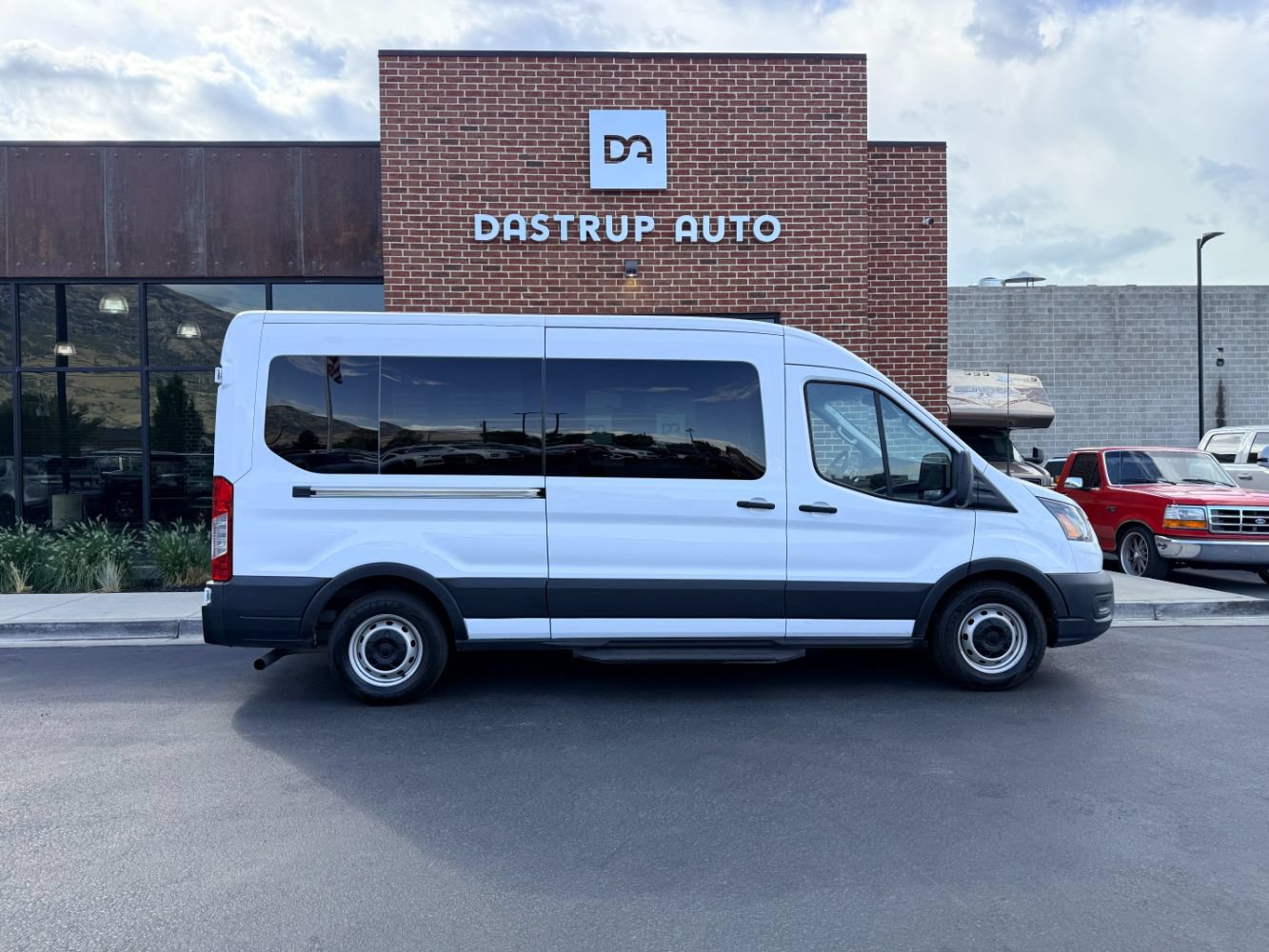 Used 2022 Ford Transit 350 XL RWD image 9