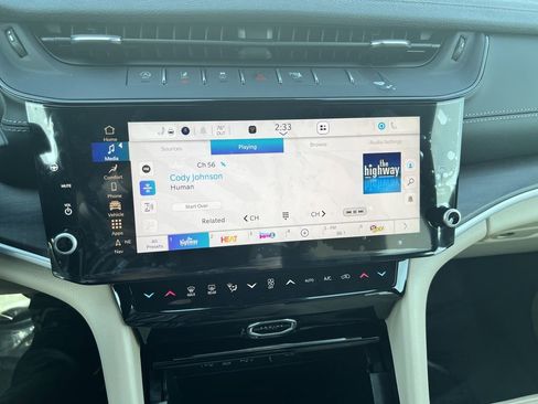 New 2026 Jeep Grand Cherokee Limited image 11