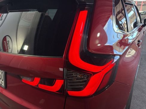 Used 2023 Honda CR-V EX-L image 16