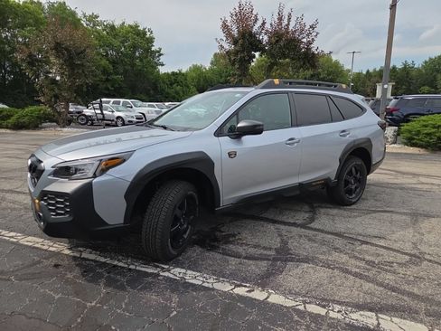 Certified 2024 Subaru Outback Wilderness AWD/4WD image 11