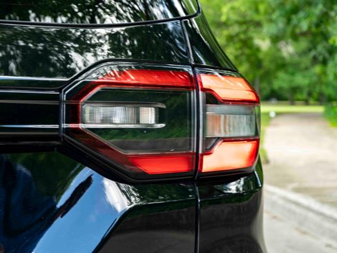 Used 2023 Honda Pilot EX-L image 13