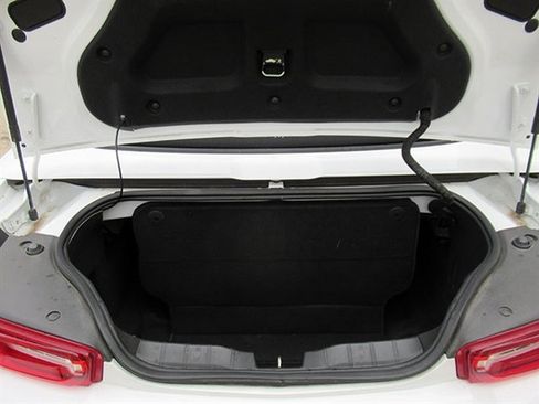 Used 2019 Chevrolet Camaro LT image 14