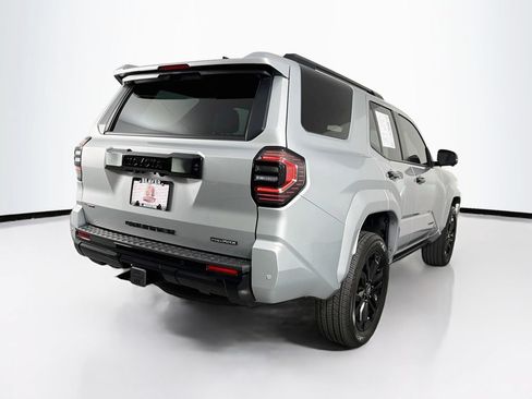 Used 2025 Toyota 4Runner Platinum AWD/4WD image 10
