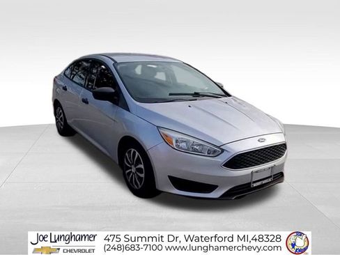 Used 2016 Ford Focus S image 2