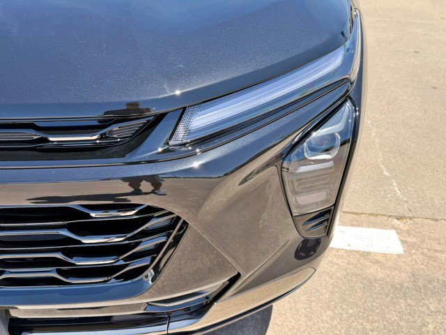 New 2026 Chevrolet Trax ACTIV w/ Driver Confidence Package FWD image 9