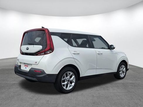 Used 2021 Kia Soul S FWD image 4