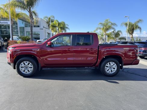 Used 2022 Nissan Frontier SV w/ Technology Package image 7