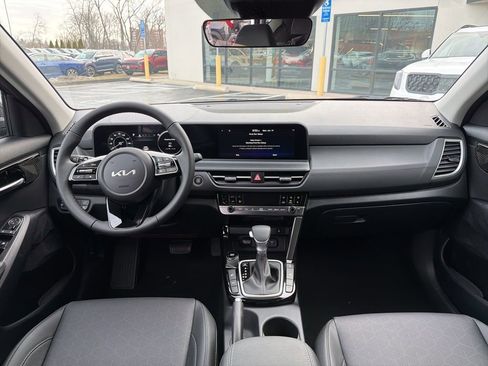 New 2026 Kia Seltos EX AWD/4WD image 25