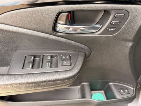 Used 2020 Honda Pilot Elite image 13