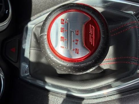 Used 2017 Chevrolet Camaro SS RWD image 10