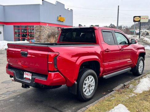 Used 2025 Toyota Tacoma SR5 image 7