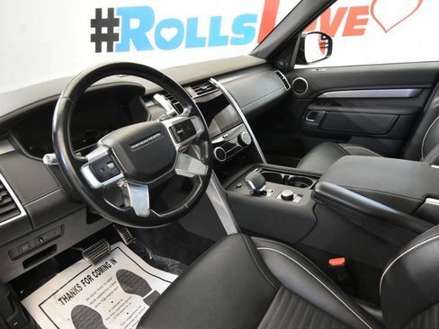 Used 2021 Land Rover Discovery S R-Dynamic image 12