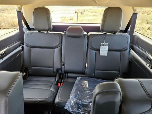 New 2025 Ford Expedition Max Active image 23