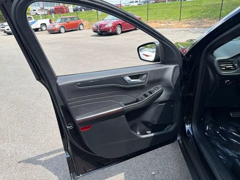 Certified 2023 Ford Escape ST-Line FWD image 27
