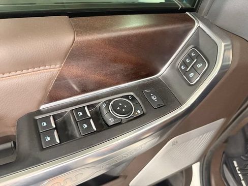 Used 2025 Ford F250 King Ranch w/ Chrome Package AWD/4WD image 13