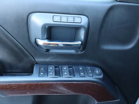 Used 2015 GMC Sierra 2500 SLT image 12