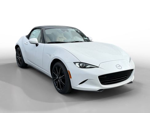 New 2025 MAZDA MX-5 Miata Grand Touring image 7