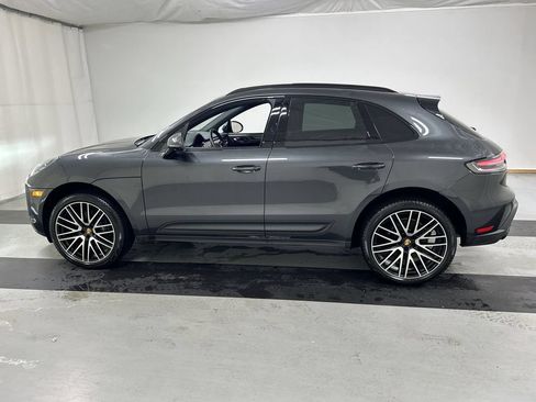 Certified 2026 Porsche Macan AWD/4WD image 3
