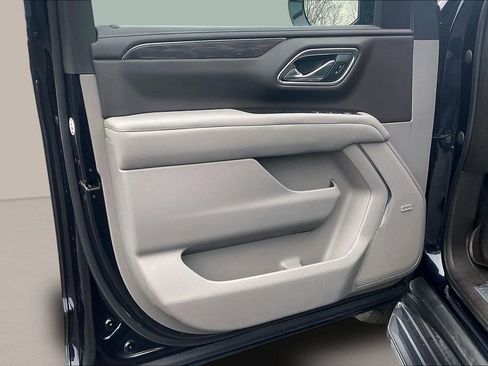 Used 2021 Chevrolet Tahoe LT image 23