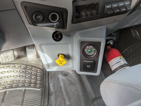Used 2019 Ford F650 2WD SuperCab Super Duty image 22