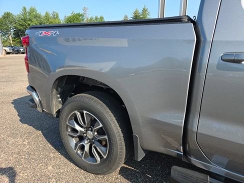 Used 2023 Chevrolet Silverado 1500 LT AWD/4WD image 12