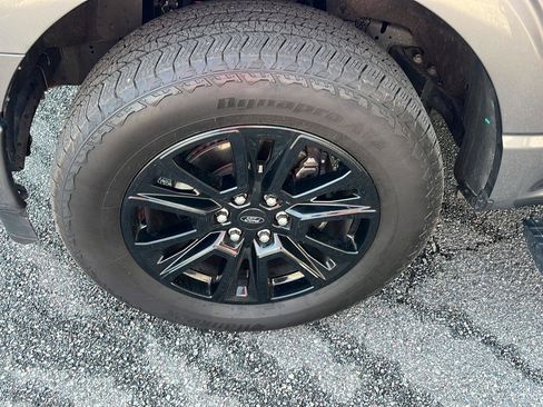 Used 2024 Ford F150 Platinum w/ FX4 Off-Road Package image 38