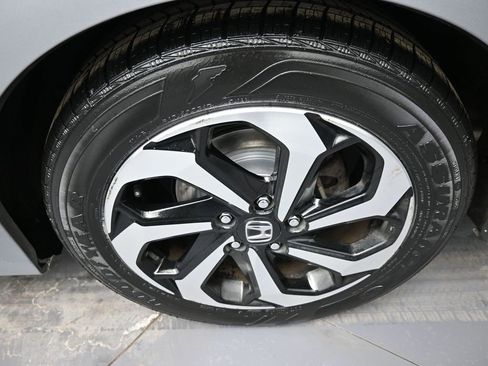 Used 2017 Honda Accord EX-L image 15