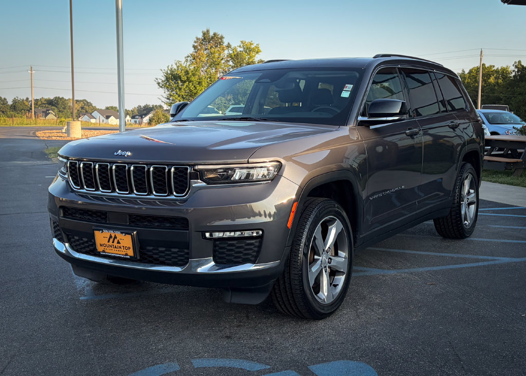 Used 2021 Jeep Grand Cherokee L Limited w/ Trailer Tow Group (B) AWD/4WD image 21